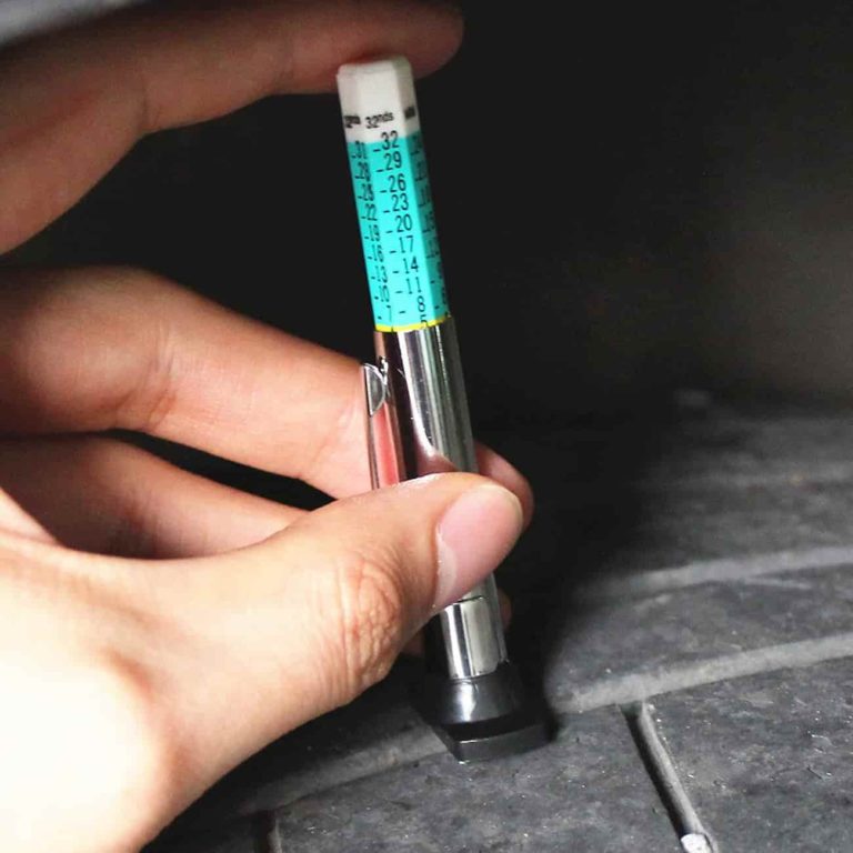 MEASURE BALD TIRES TREAD