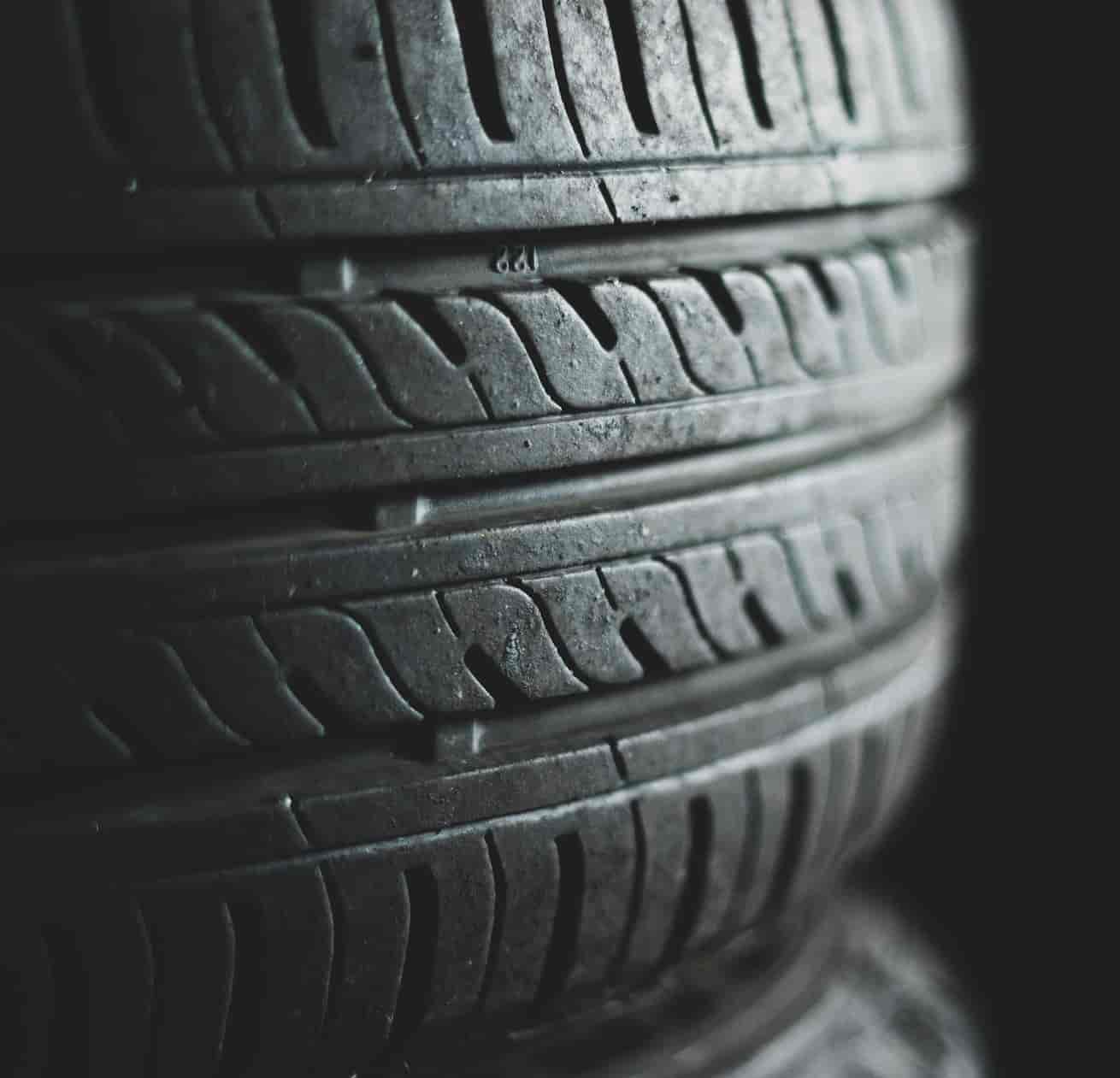 The Benefits of Correct tire pressure What You Need to Know LEARN ABOUT TPMS