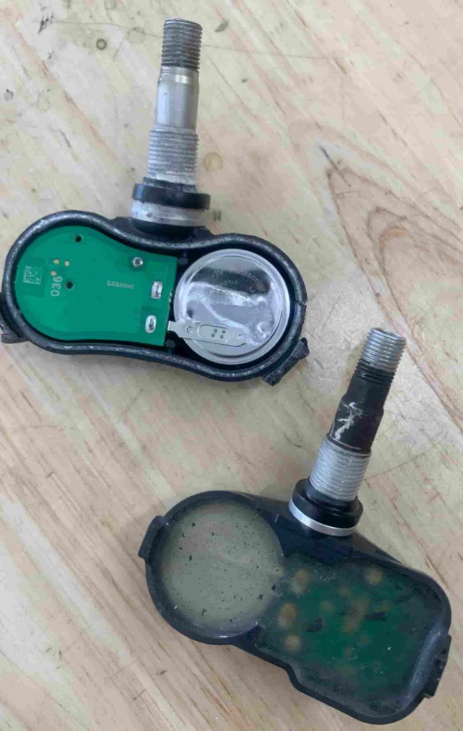 TPMS SENSOR WITH BATTERY