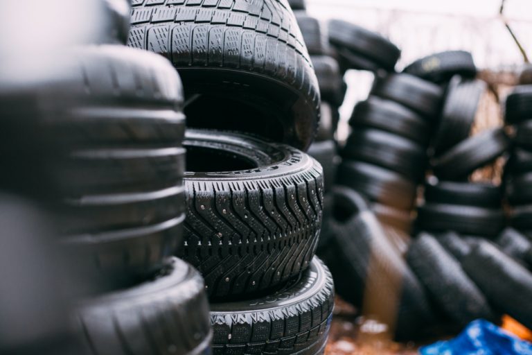 ADVANTAGES AND DISADVANTAGES OF NITROGEN IN TIRES