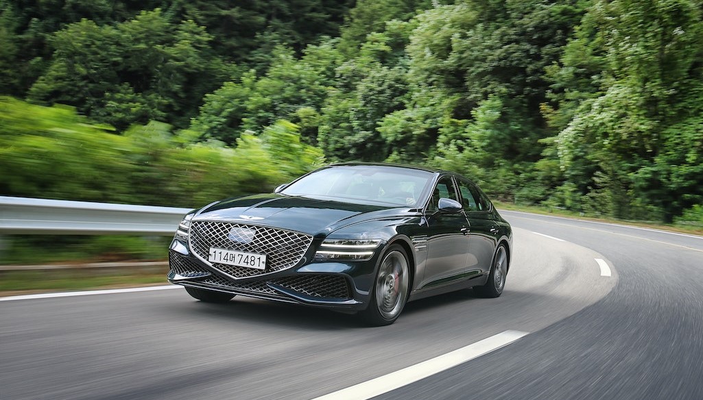 GENESIS G70 TIRE PRESSURE