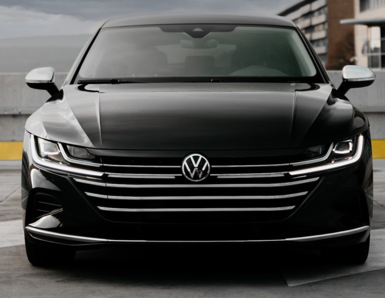 VOLKSWAGEN ARTEON TIRE PRESSURE WARNING LIGHT