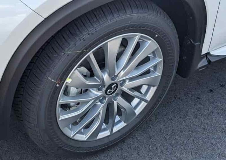 INFINITI QX50 TYRE PRESSURE WARNING LIGHT