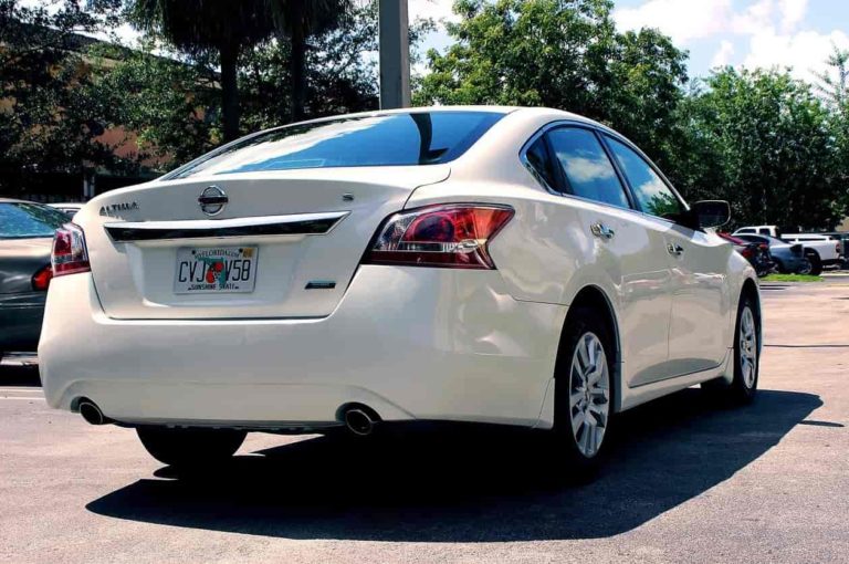 NISSAN ALTIMA TPMS LIGHT