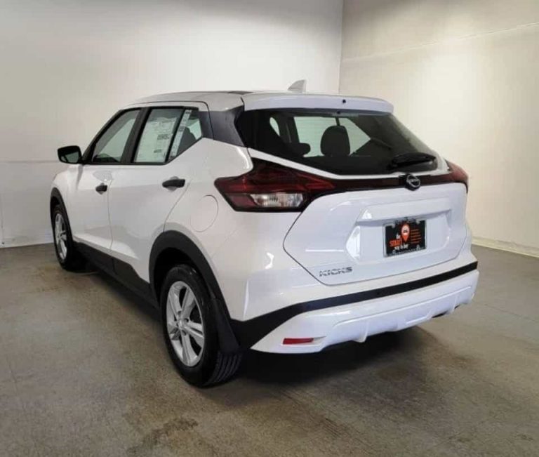 NISSAN KICKS TIRE PRESSURE