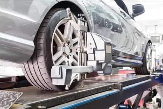 TIRE ALIGNMENT MACHINE
