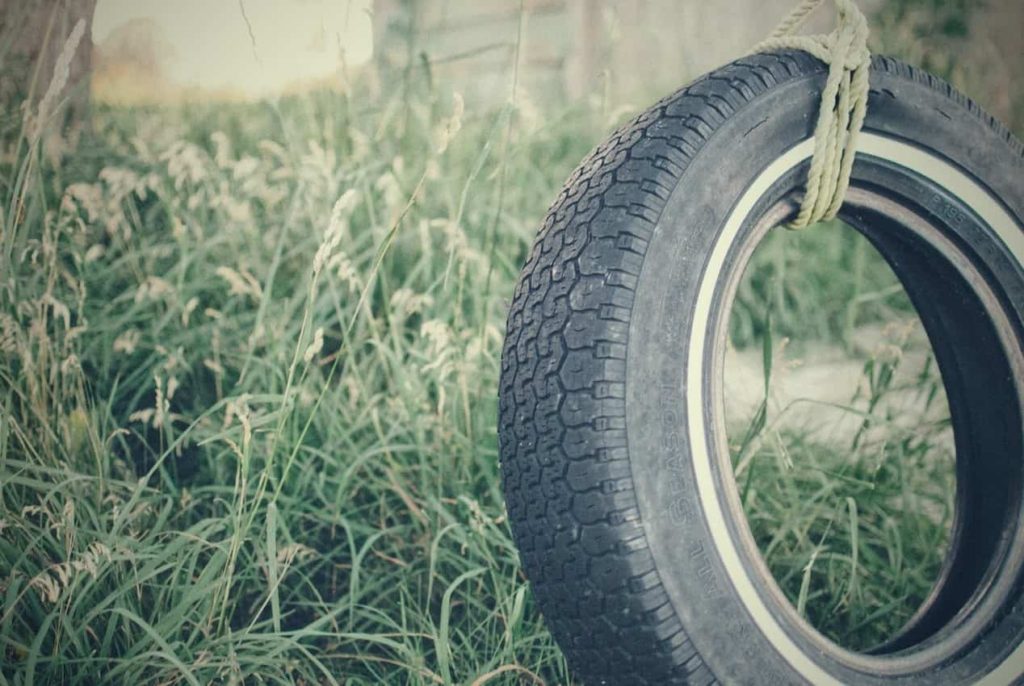 TIRE SWING