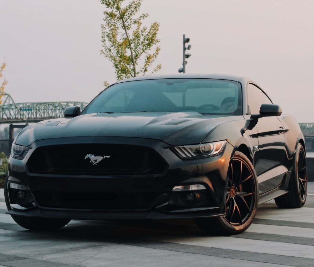 FORD MUSTANG TIRE PRESSURE