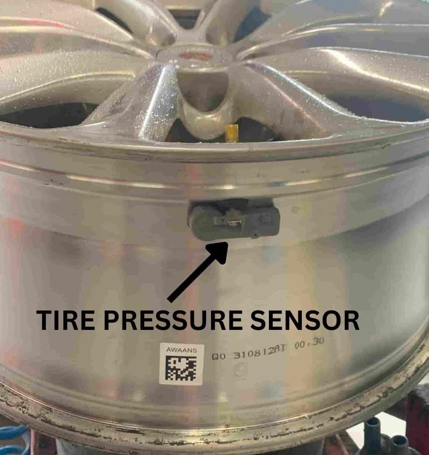 TIRE PRESSURE SENSOR ON WHEEL