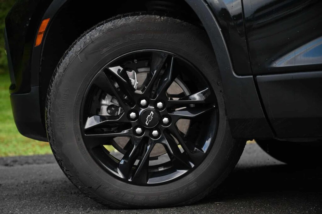 CHEVROLET TRAILBLAZER TIRE