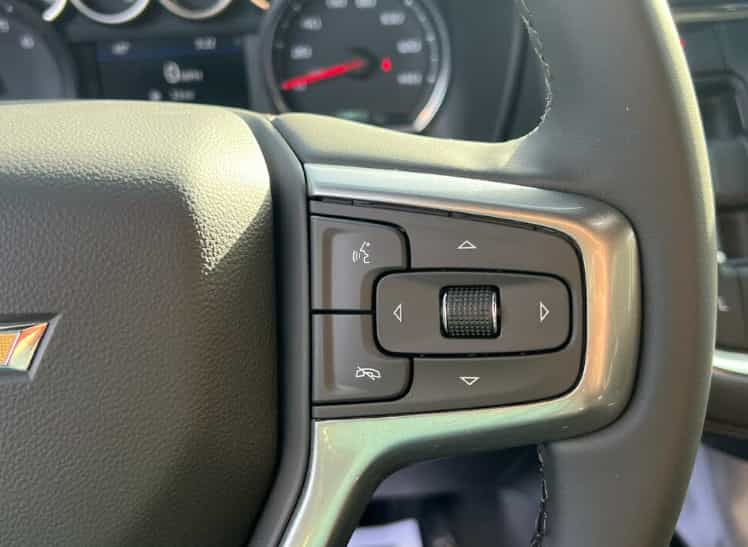 CHEVY SUBURBAN STEERING WHEEL CONTROL BUTTONS