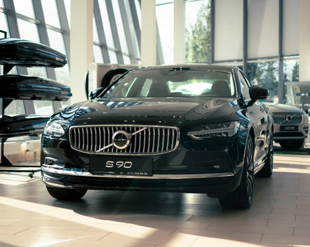 VOLVO S90