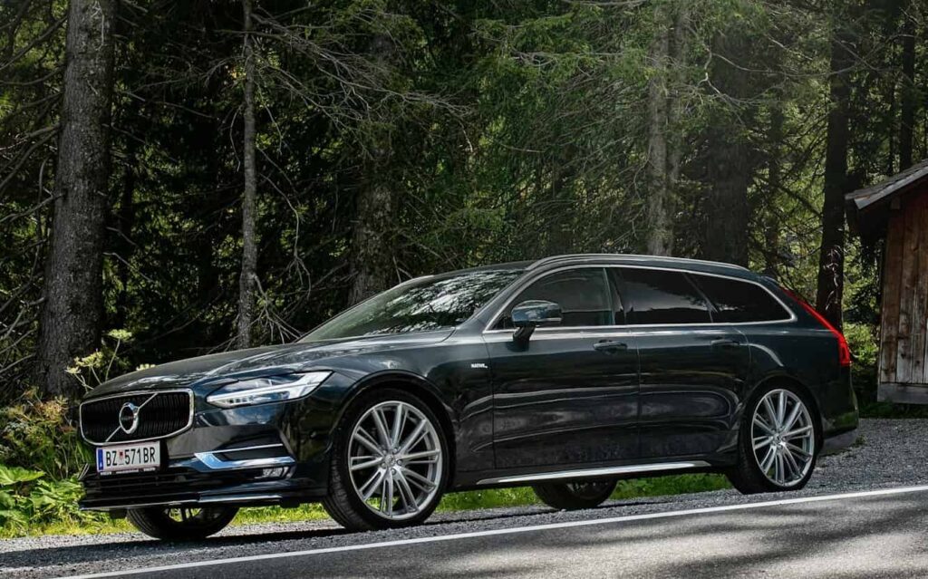 VOLVO V90