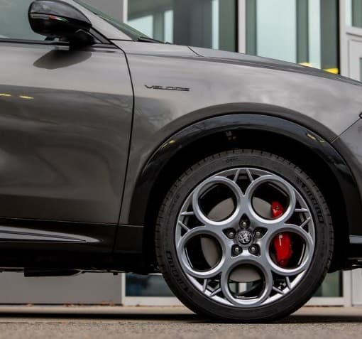 ALFA ROMEO TONALE LOW TIRE PRESSURE LIGHT