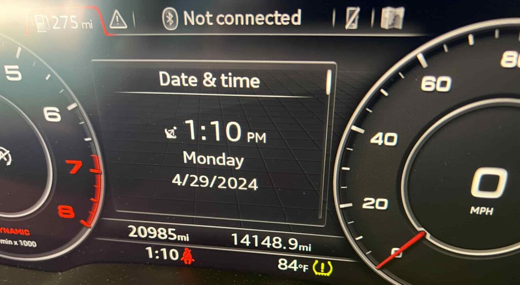AUDI LOW TIRE LIGHT ON THE DASHBOARD