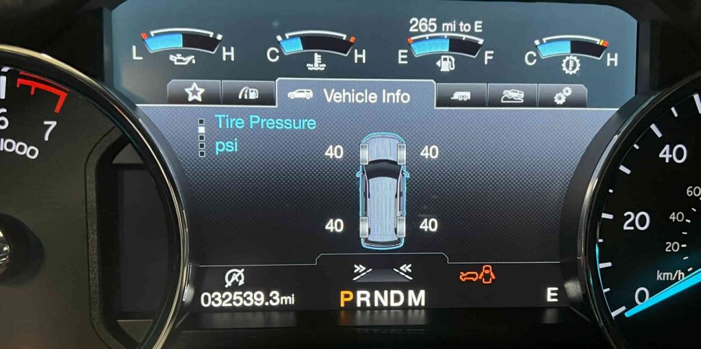 FORD VEHICLE INFO TIRE PRESSURE DISPLAY SCREEN